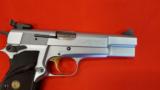 Browning Hi Power Silver Chrome .40 - 7 of 16