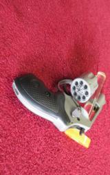 Smith & Wesson model 317 Airlite 22 lr- 3 of 5