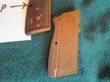 Browning High Power Grips - 3 of 5