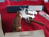 Smith & Wesson Model 60 stainless 38 special - 6 of 9