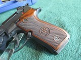 Beretta 92FS Italian New in Box, 3 mags, walnut grips 9mm - 4 of 10