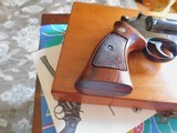 Excellent Smith & Wesson model 53 revolver 22 Rem. Jet Magnum 1st year 1961 w/2 boxs ammo. 100 rounds. - 9 of 20