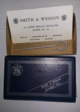 Rare Smith & Wesson DAO Model 36 In Perfect Condition in Box plus Steel Spring Upside Down Holster - 10 of 15