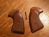 Colt Detective Special Stocks/Grips - 3 of 6