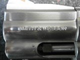 Smith and Wesson 686 2 1/2 inch Pre-lock with Combats - 6 of 14