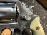 Smith and Wesson 686-3 2 1/2 Inch Pre-lock - 6 of 12