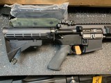 Colt AR-15 Monolithic Carbine - 6 of 8