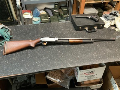 Winchester Model 12 in 16 Gauge 1942 - Image 2 of 17