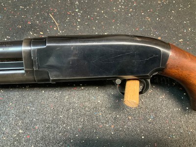 Winchester Model 12 in 16 Gauge 1942 - Image 9 of 17