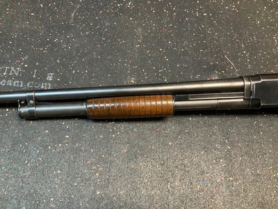 Winchester Model 12 in 16 Gauge 1942 - Image 10 of 17