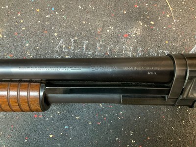 Winchester Model 12 in 16 Gauge 1942 - Image 12 of 17