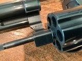 Smith and Wesson 29-2 6 Inch Near New - 11 of 16
