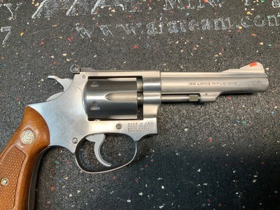 Smith and Wesson Model 63 22/32 LNIB - Image 4 of 14