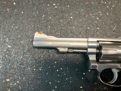 Smith and Wesson Model 63 22/32 LNIB - Image 5 of 14