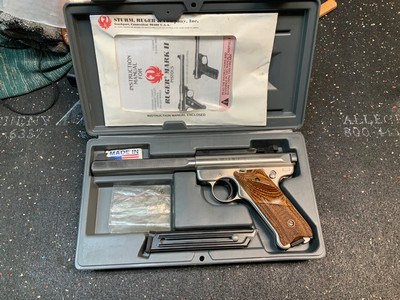 Ruger MKII Slabside 22 Target Pistol - Image 10 of 11