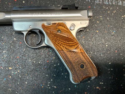 Ruger MKII Slabside 22 Target Pistol - Image 6 of 11