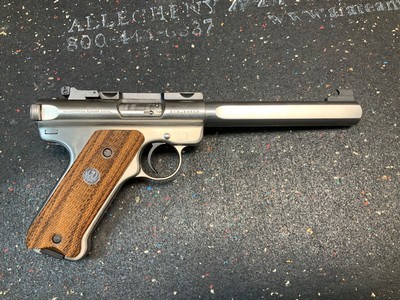Ruger MKII Slabside 22 Target Pistol - Image 2 of 11
