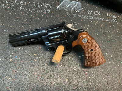 Colt Diamondback 22 Long Rifle 4 Inch - Image 1 of 12