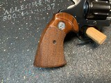 Colt Diamondback 22 Long Rifle 4 Inch - Image 6 of 12