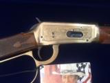 Ultra rare Winchester john Wayne 1 of 300 model 1894 set as new in factory display case - 3 of 10