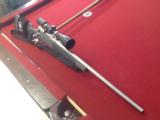 Stainless 7mm mag weatherby vanguard with 4x12 ziess scope as new beautiful hunting gun - 4 of 9