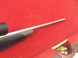 Stainless 7mm mag weatherby vanguard with 4x12 ziess scope as new beautiful hunting gun - 3 of 9