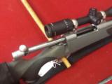 Stainless 7mm mag weatherby vanguard with 4x12 ziess scope as new beautiful hunting gun - 6 of 9