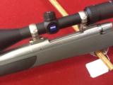 Stainless 7mm mag weatherby vanguard with 4x12 ziess scope as new beautiful hunting gun - 8 of 9