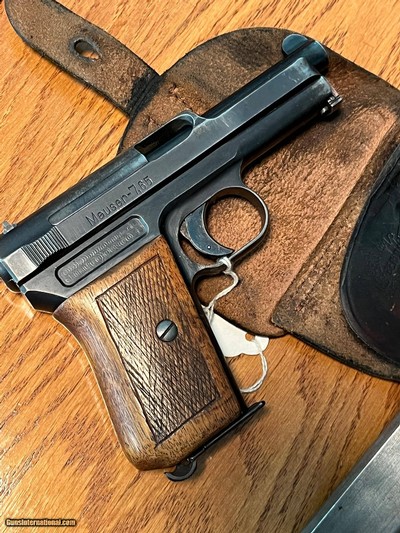 Nice ww2 4th armored div mauser model 1914 surrendered pistol rig 2 mags bring back