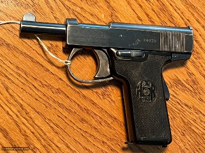 Clean original H&R self loading pistol .32 acp cal works perfectly