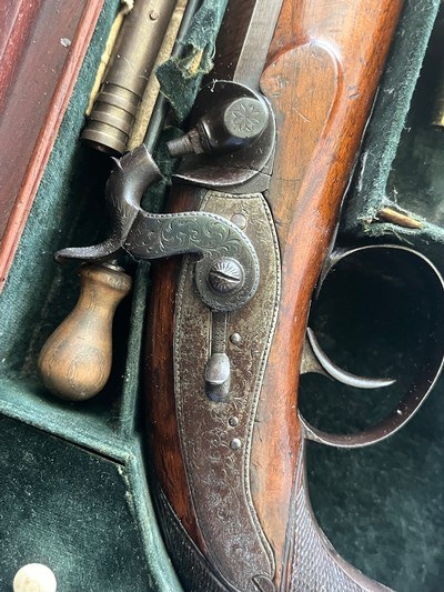 Incredible cased pair of Mortimer percussion belt pistols - Image 5 of 14
