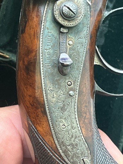 Incredible cased pair of Mortimer percussion belt pistols - Image 13 of 14