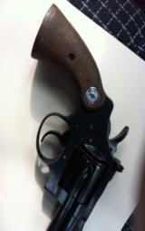 Colt Diamondback Revolver - 5 of 8