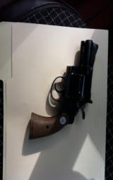 Colt Diamondback Revolver - 1 of 8