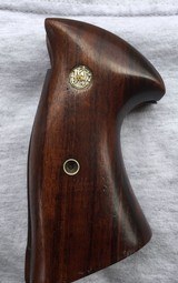 S & W N frame sq butt Presentation Grips - 1 of 5