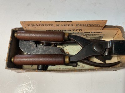 1880 Winchester 44wcf Reloading Tool & Mold Set (5th Model mold)  W/ Decapping pin. 