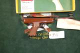 Winchester
AIR PISTOL
*****
COLLECTIBLE
***** - 3 of 3
