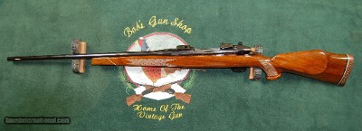 Weatherby
Mark V
300 MAG