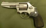 Smith and Wesson model 686 SSR .357 Magnum - 1 of 4