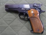 Smith&Wesson model 39-2 9mm Semi-automatic pistol - 1 of 6