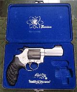 Smith&Wesson model 337 Air Lite Ti .38spl +P 3" bbl - 1 of 9