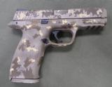 Smith & Wesson M&P 40 - 2 of 2