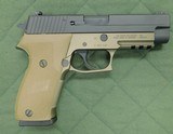 Sig Sauer P220 combat 45 acp - 1 of 2