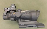 Trijicon ACOG 4 x 32 TA-31-D - 2 of 3