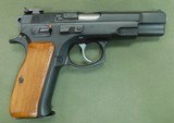CZ model 85 combat 9 mm - 2 of 2