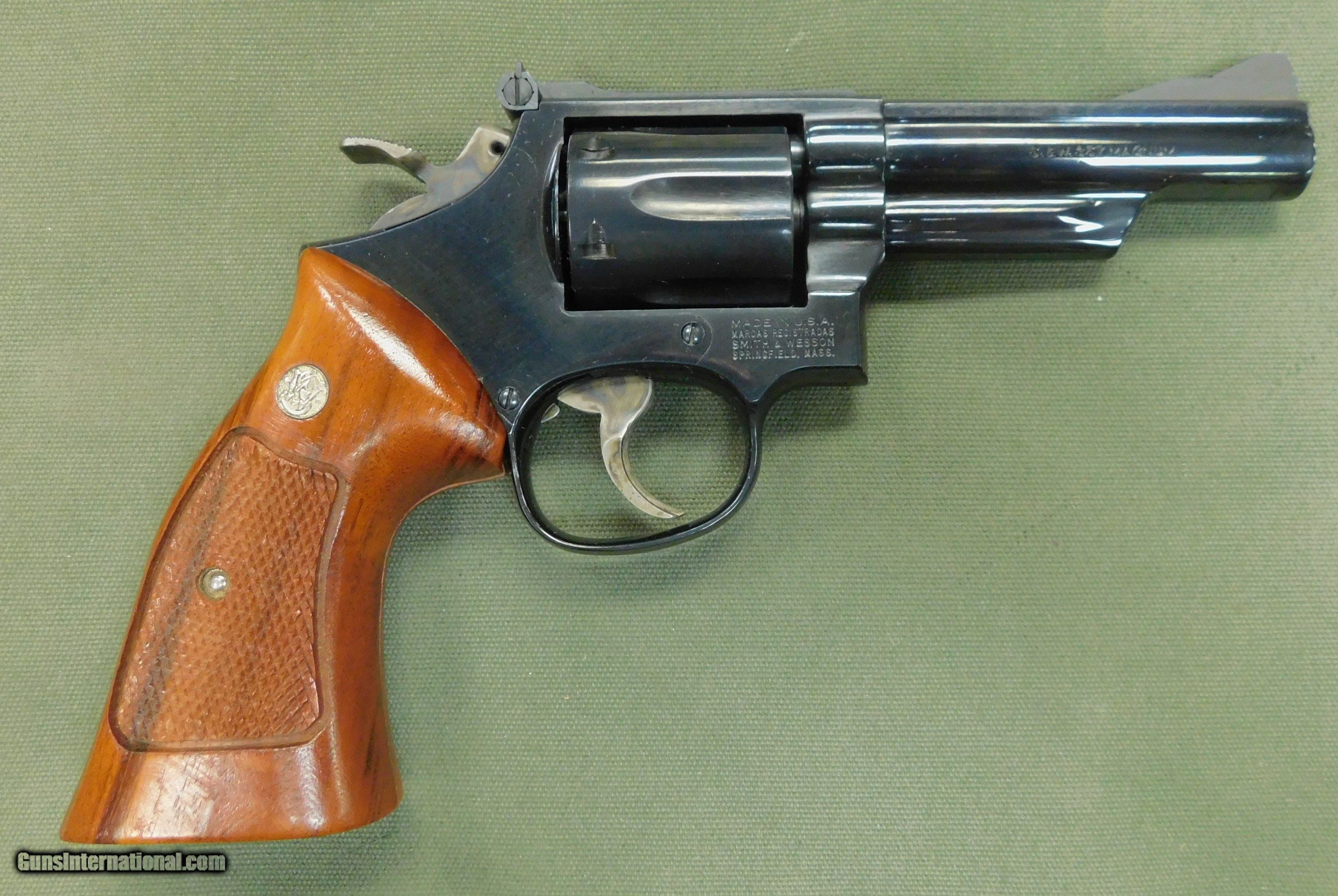 Smith & Wesson model 19-5 357 magnum