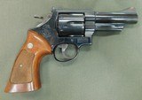 Smith & Wesson model 29 44 mag - 2 of 5