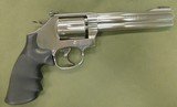 Smith & Wesson model 648 22 magnum - 4 of 7