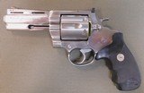 Colt anaconda 44 magnum - 3 of 3