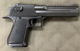 Magnum Research Desert Eagle , 44 magnum